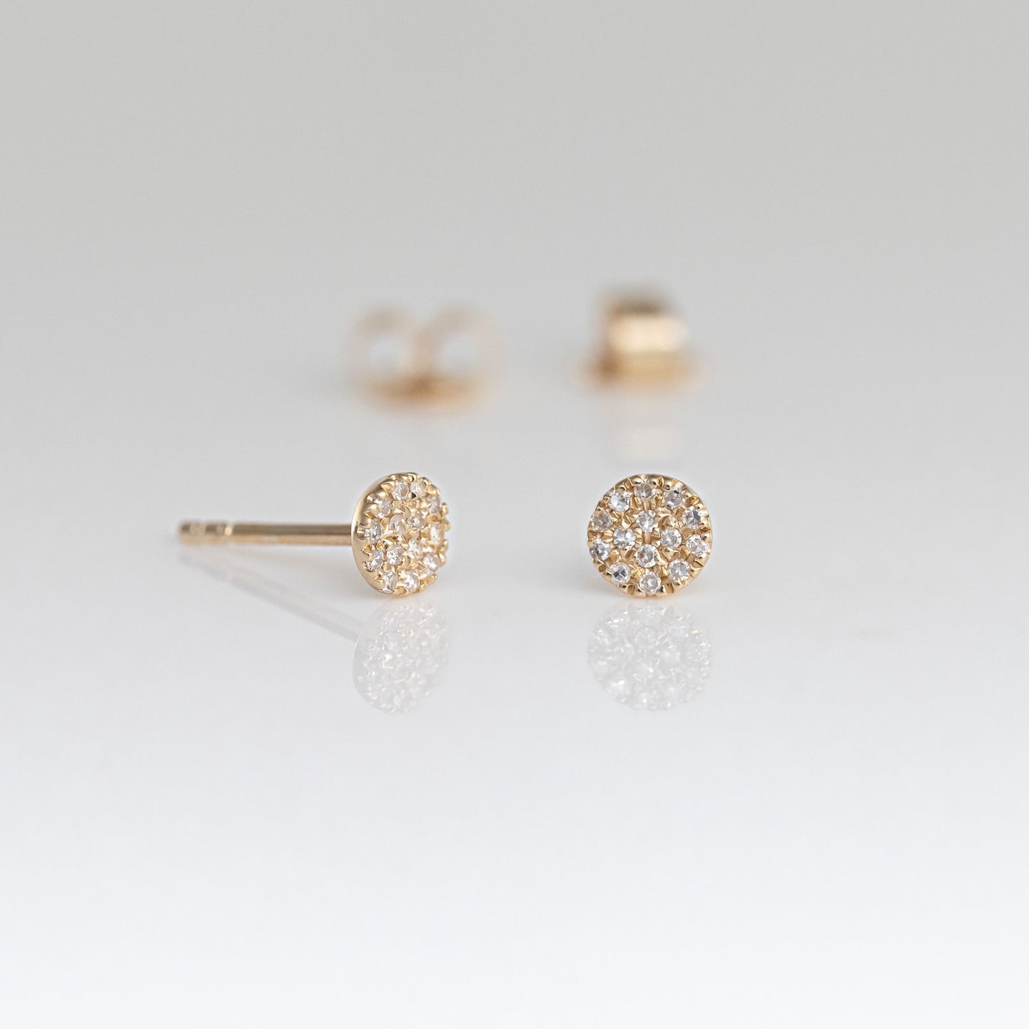 LIVEN 14K Yellow Gold Small 4.5mm Diamond Pave Disc Post Earrings