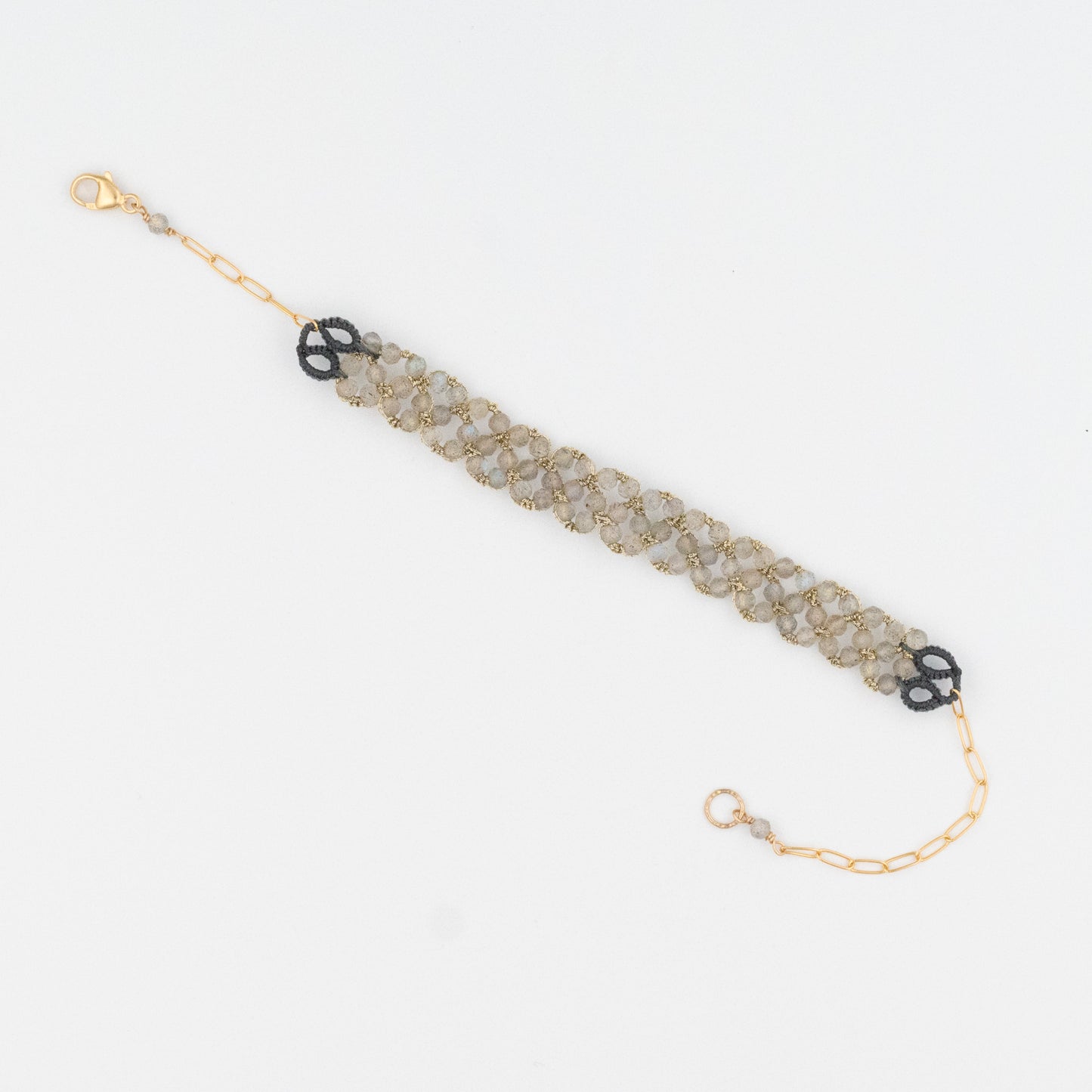 Load image into Gallery viewer, Danielle Welmond Petite Clover Closure Labradorite Bracelet
