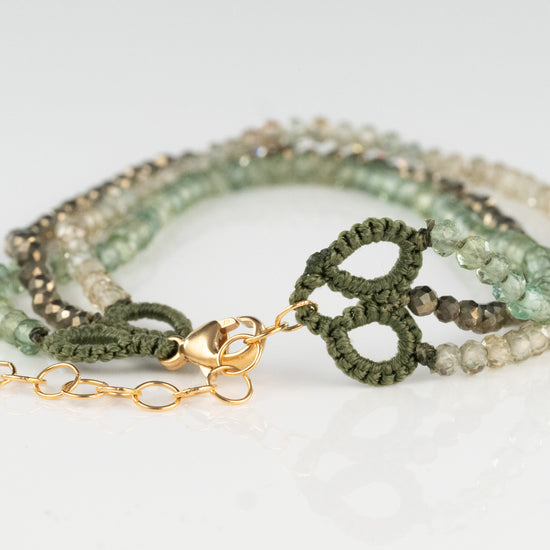 Load image into Gallery viewer, Danielle Welmond Clover Closure Triple Strand Green Apatite and Pyrite Bracelet
