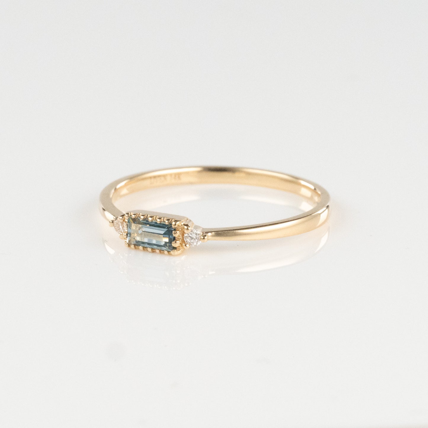 Load image into Gallery viewer, LIVEN 14K London Blue Topaz Baguette Ring
