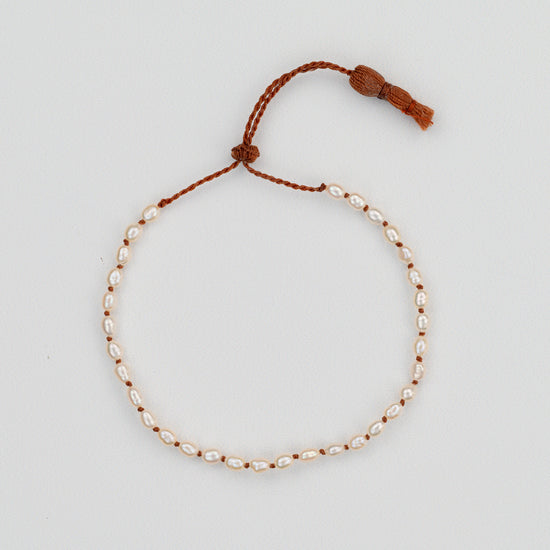 Load image into Gallery viewer, Tiny Beaded Oval White Pearl Bracelet
