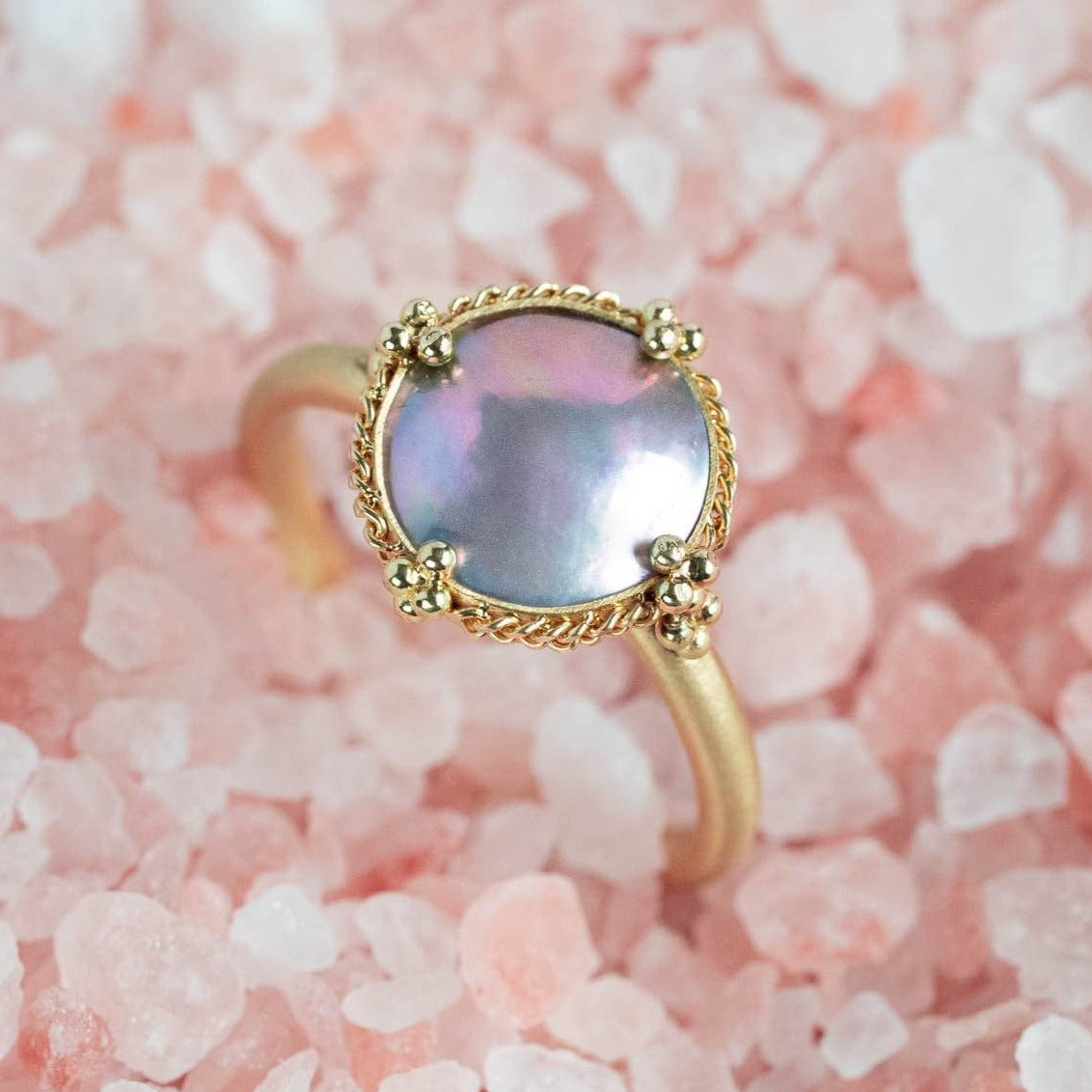 AMÁLI One of a Kind 18K Mabe Pearl Ring