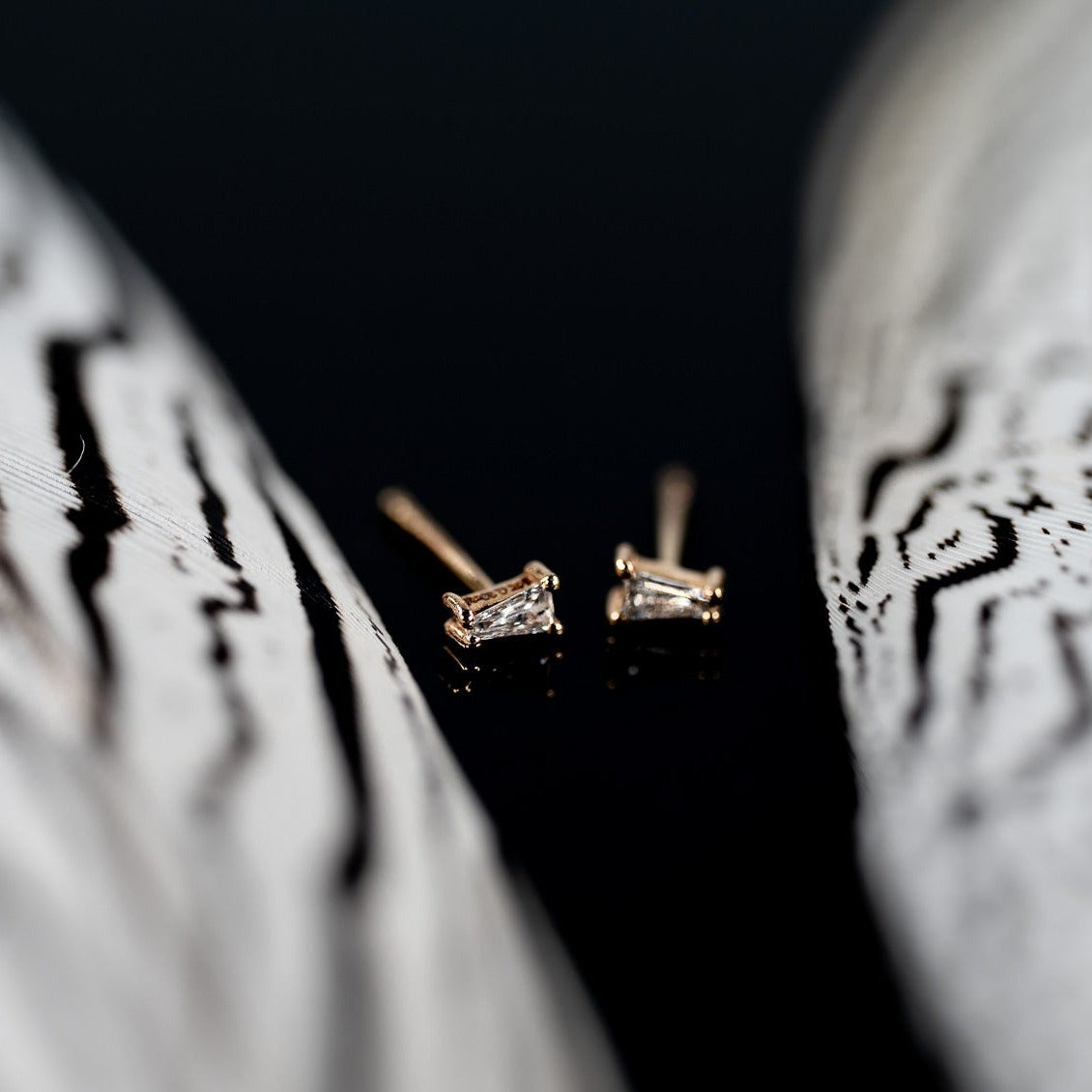 Load image into Gallery viewer, 14K Yellow Gold Diamond Stud Earrings
