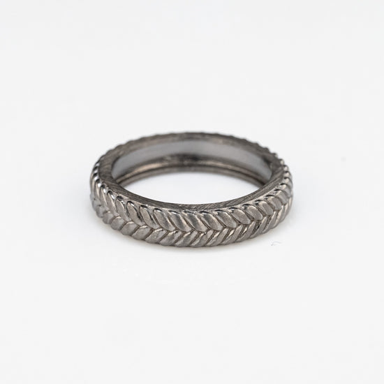 Load image into Gallery viewer, Nova Sterling Silver Stacking Ring
