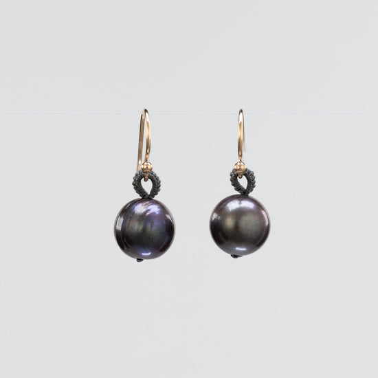 Load image into Gallery viewer, Danielle Welmond Peacock Pearl Earrings with Grey Silk Cord
