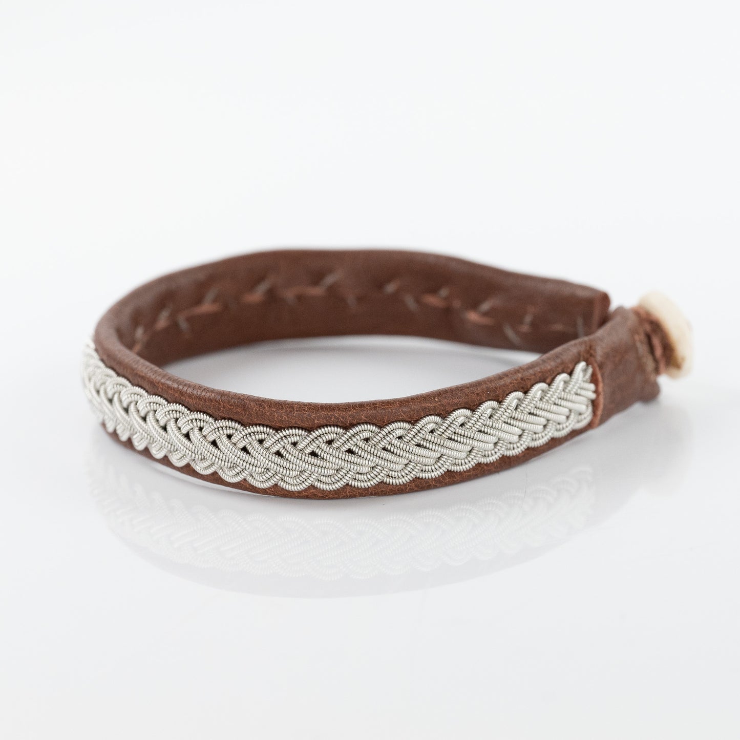 Load image into Gallery viewer, Bydalen Simple Chestnut Five Strand Braid Bracelet

