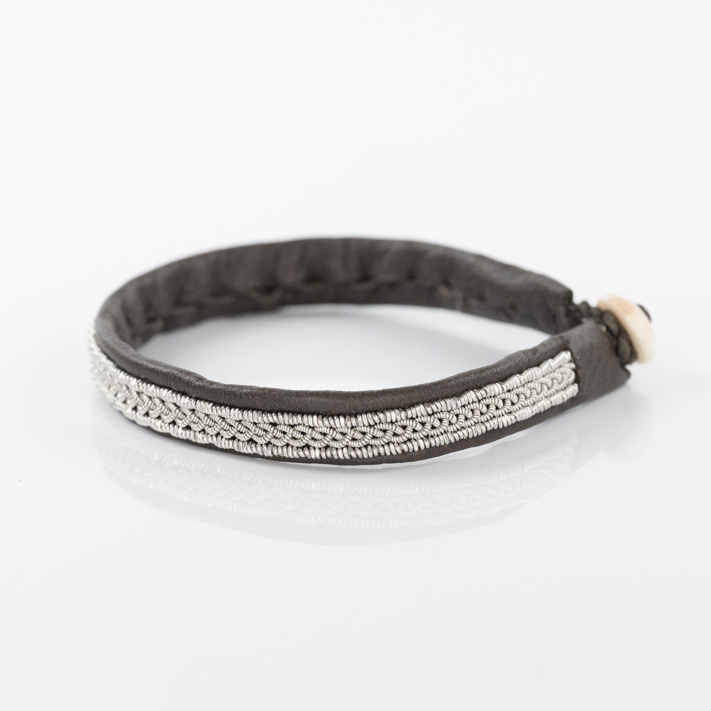 Load image into Gallery viewer, Tindra Braided Khaki Bracelet with Crimped Coil Boarder
