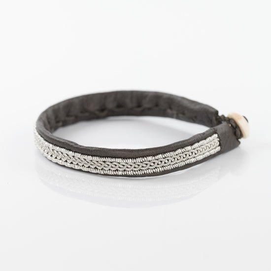 Load image into Gallery viewer, Tindra Braided Khaki Bracelet with Crimped Coil Boarder
