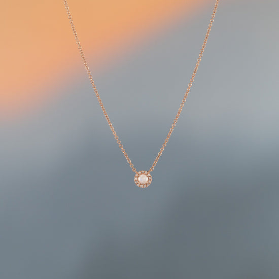 LIVEN 14K Yellow Gold Halo Rose Cut Moonstone Necklace