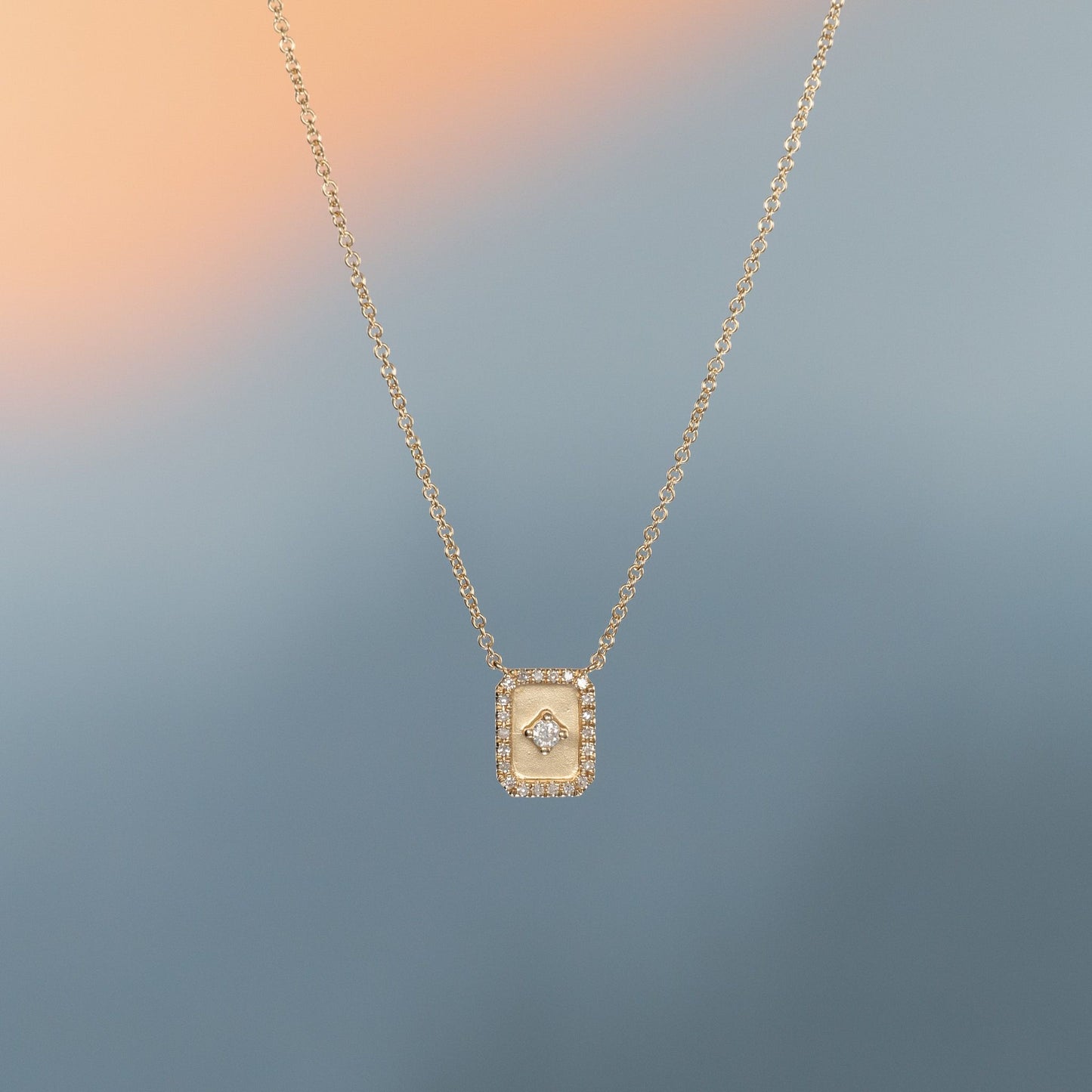 Load image into Gallery viewer, LIVEN 14K Yellow Gold Mirror Baguette Necklace
