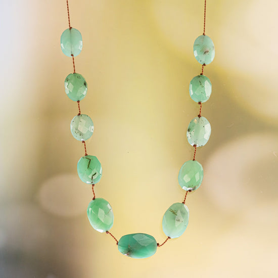 Load image into Gallery viewer, Oval Chrysoprase Adjustable Beaded Necklace
