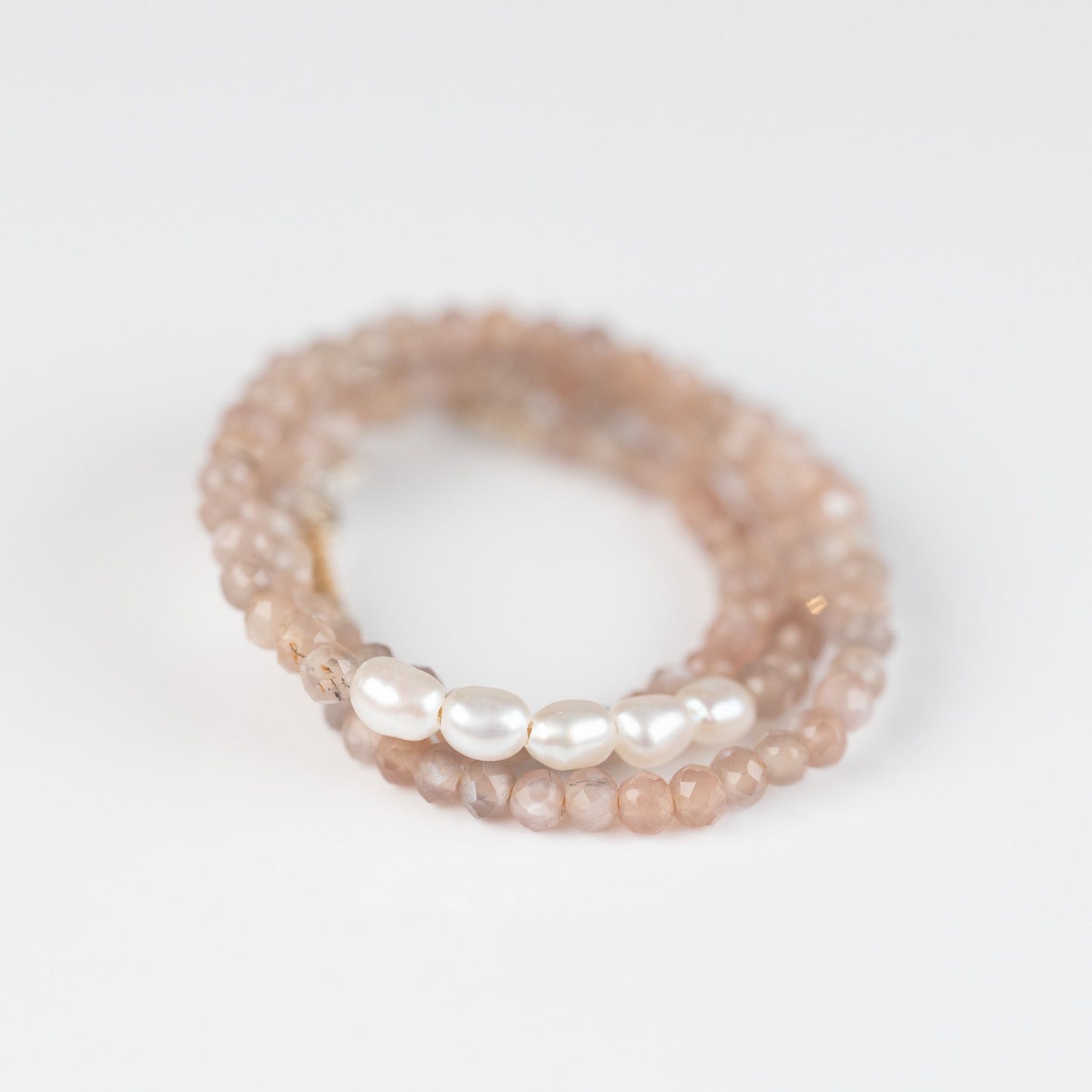 Load image into Gallery viewer, Chocolate Moonstone + 5 Pearl Beaded Bracelet
